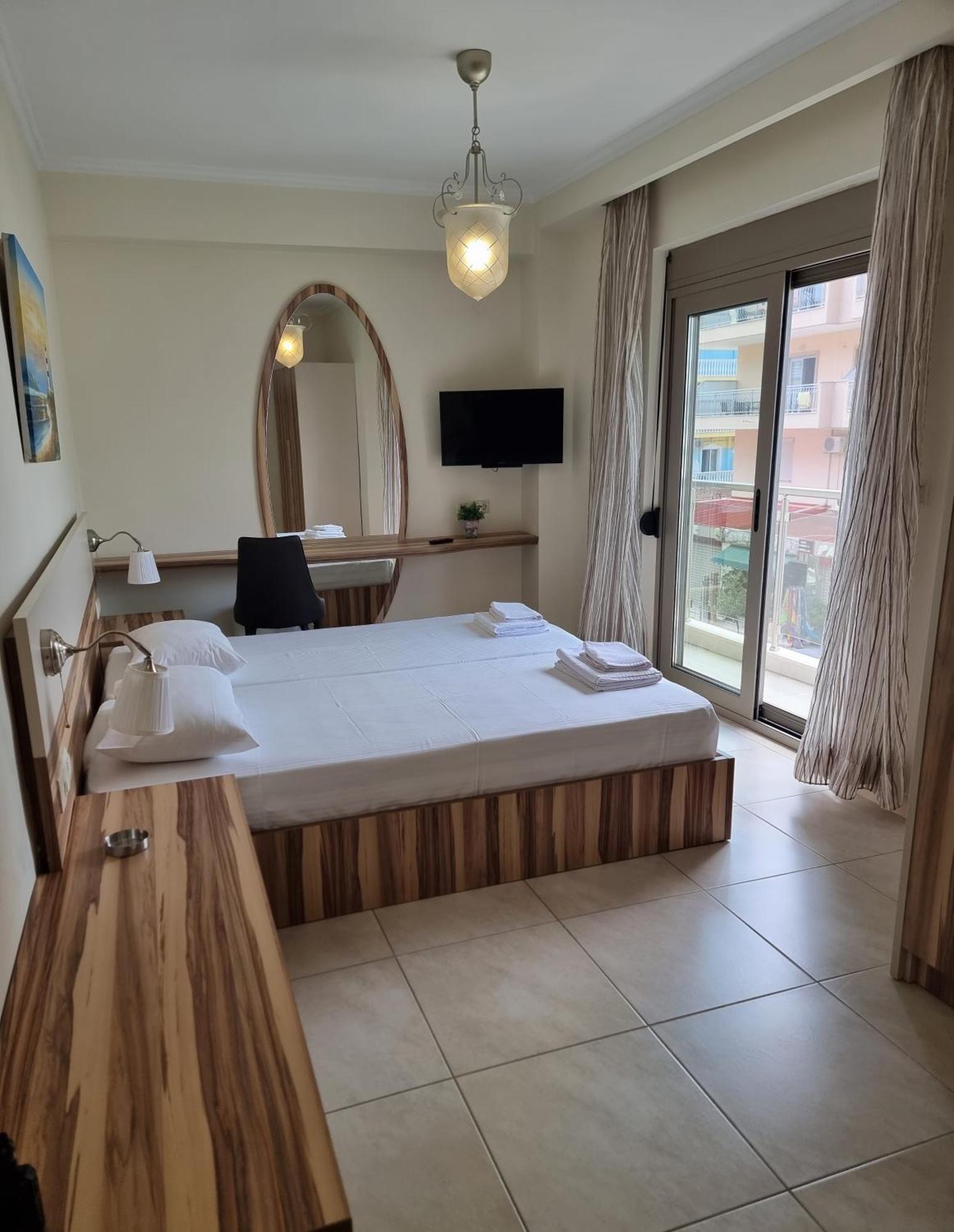 Sissy'S Boutique Apartments Paralía 외부 사진